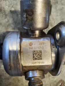 Pompa inalta 1.4 czca vw golf sportsvan 04e127025d