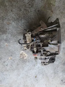 Cutie viteze manuala 2.0 d nissan qashqai j10 6tr.