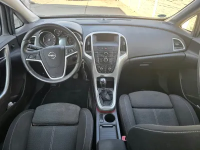 Plansa bord opel astra j