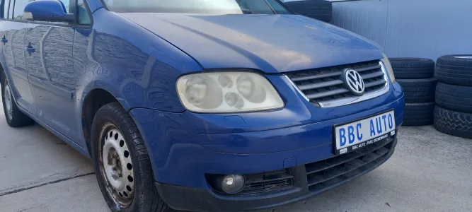 Far vw touran d.