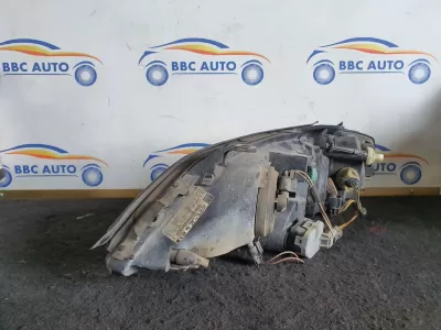 Far opel astra g  d.