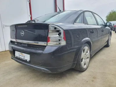 Opel vectra c 1.8 b