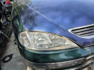 Far renault megane 1 d.