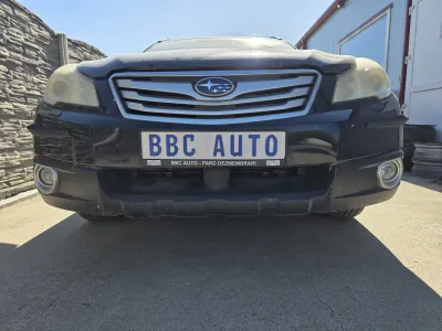 Bara fata subaru outback 4
