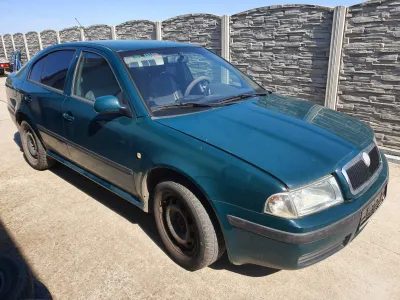 Skoda octavia 1 1.6b
