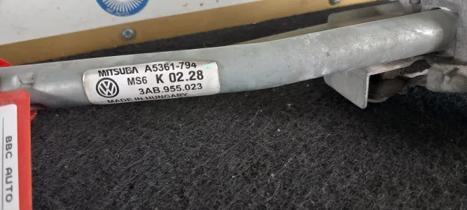 Ansamblu stergatoare cu motoras vw passat b7