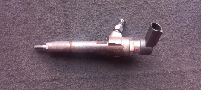 Injector 1.8 qywa ford s-max 4m5q-9f593-ad