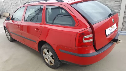Skoda octavia 2  2.0 fsi
