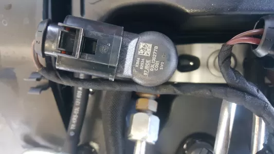 Injector 1.6 cay 03l130277 b