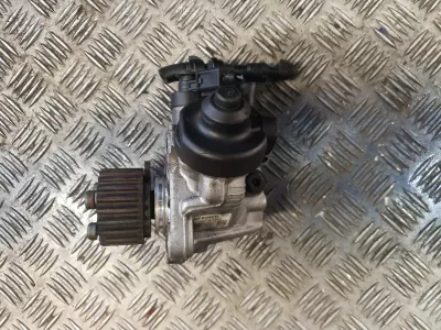 Pompa injectie 2.0 caga audi a4 b8