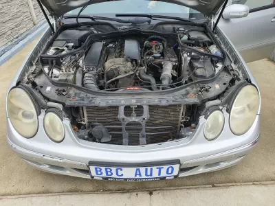 Mercedes e-class e220 w211