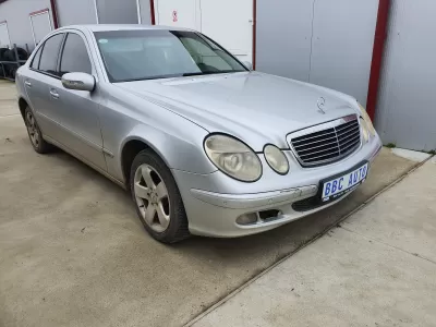 Mercedes e-class e220 w211