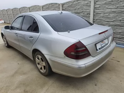 Mercedes e-class e220 w211