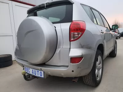 Toyota rav 4 2.2 d 2006