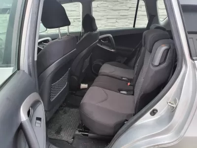 Toyota rav 4 2.2 d 2006