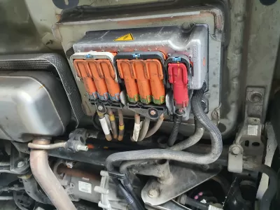 Inverter hybrid4 peugeot 508  9678825780