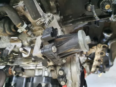 Egr 1.5 hdi peugeot 208  9829870080