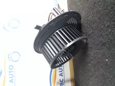 Motoras habitaclu vw golf 7 climatronic 5q1819021