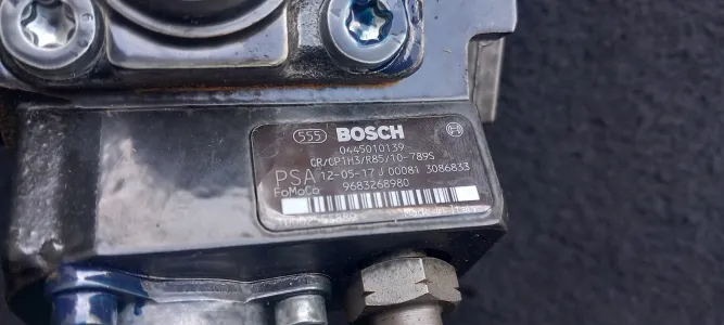 Pompa injectie 2.2 d range rover evoque