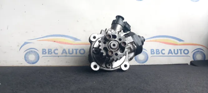 Pompa injectie 2.0 cffb vw passat b7 03l130755l