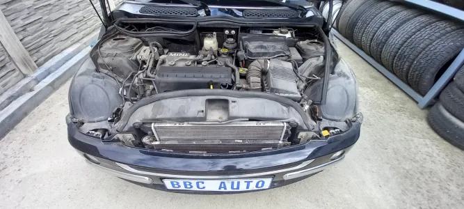 Mini cooper one 1.6b