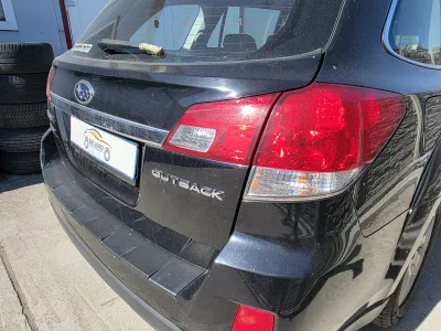 Stop subaru outback 4 d.