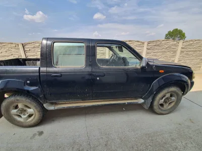 Nissan navara 2.5d