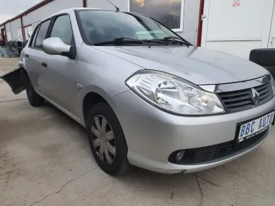 Renault symbol 1.2b