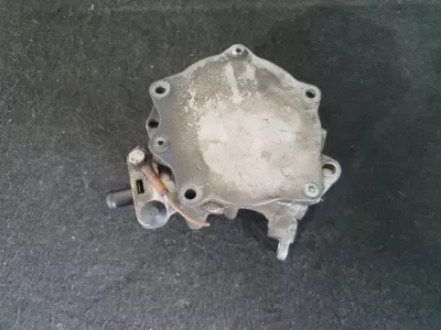 Pompa vacum 1.8 cda skoda octavia 2  06j145100b